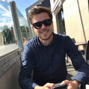 Meet your Posher, Ian